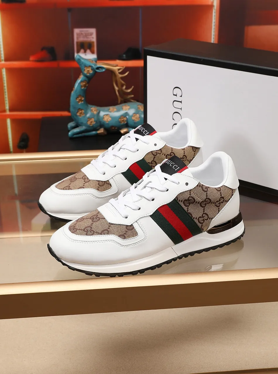 Factory price: 400💰"GUCCI"⚠️⚠️Top purchasing agent🔍🔍Sold simultaneously at men's HK counters. Sole: The original sole is specially provided by the original factory. The exclusive movable molded sole is super comfortable. The original factory follows the order. 🔍🔍High quality. 💪Details determine the quality. We only make shoes with our heart. You can enter and leave the counter at will. You are welcome to compare. Two colors are available. Size: 38-44, customized 45